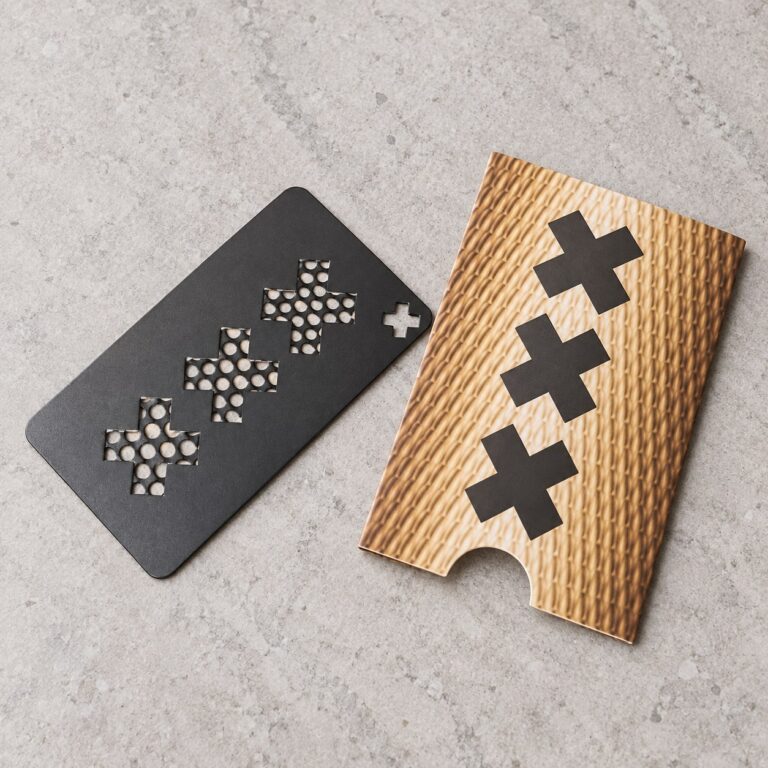 Kovinska grinder kartica XXX